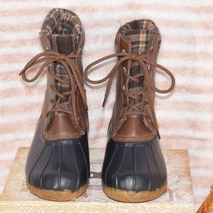 sporto debunk duck boots